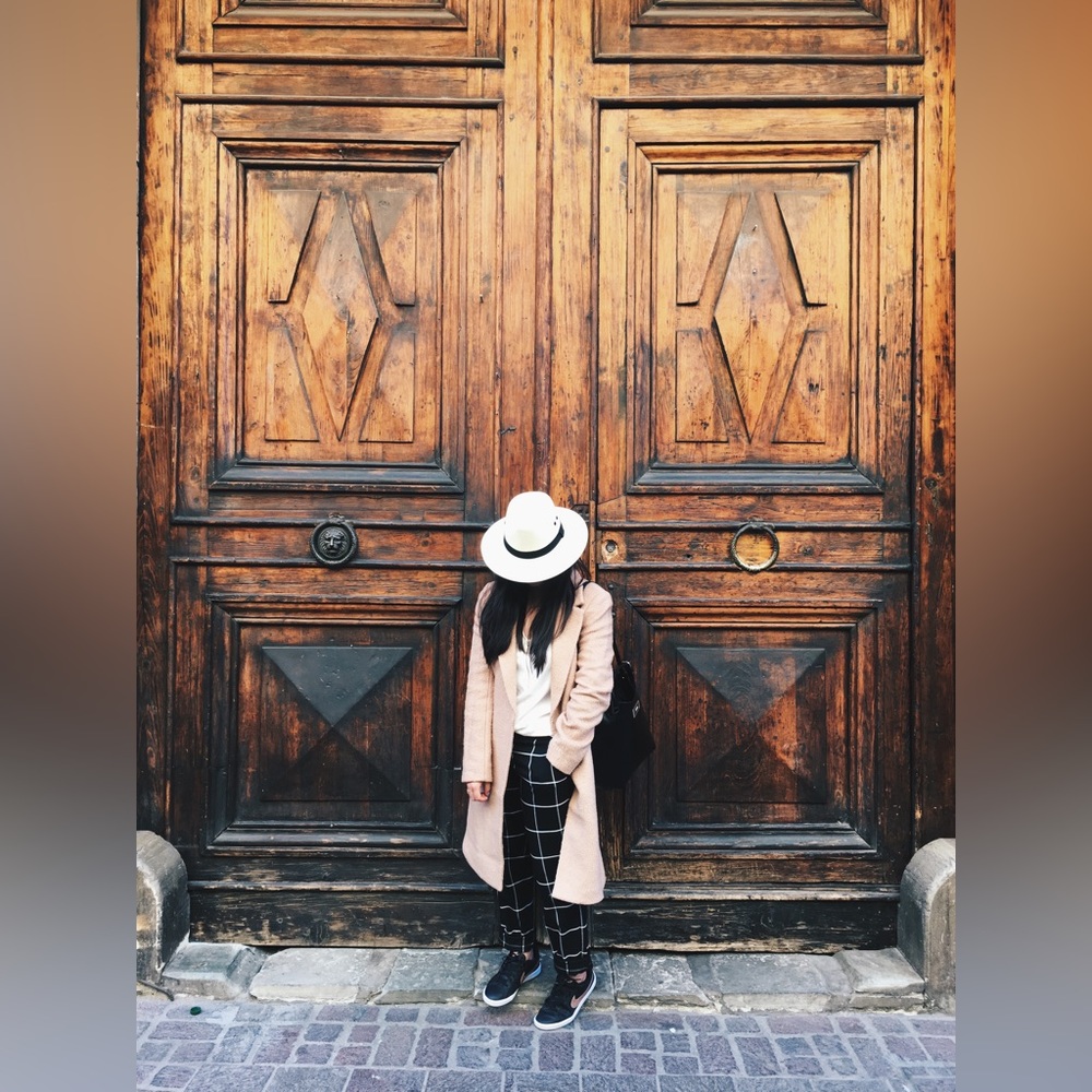 Meet your Posher, Elizabeth
